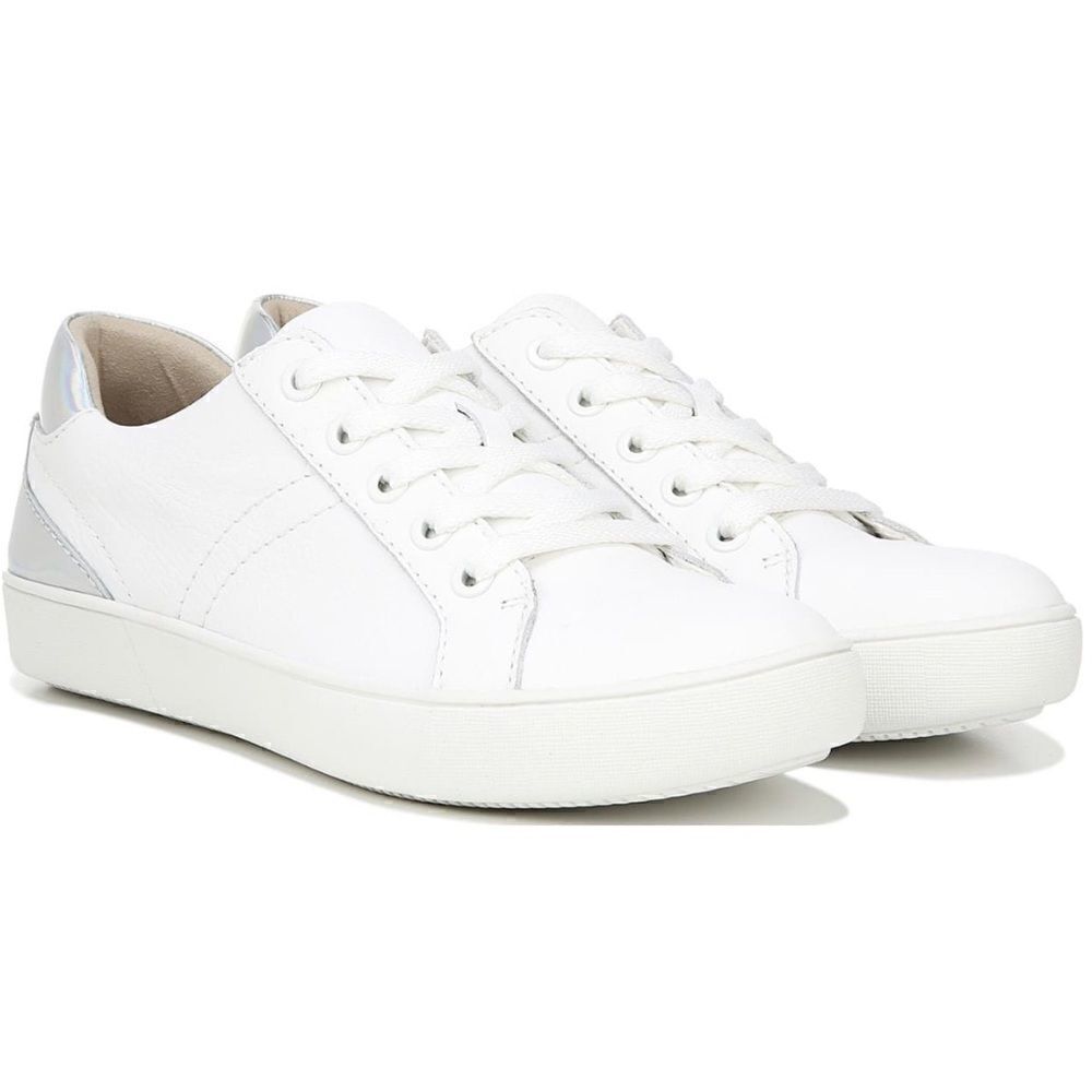 NATURALIZER MORRISON WOMENS SNEAKER WHITE SIZE 8W NEW IN BOX